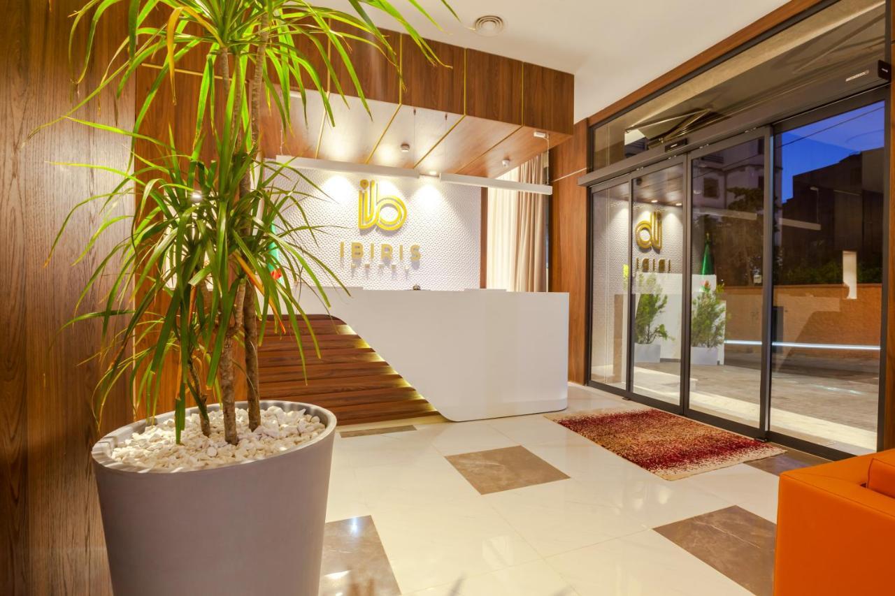 Hotel Ibiris Oran Exterior foto